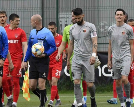 Локо Пловдив загря с победа над Царско село преди рестарта на първенството