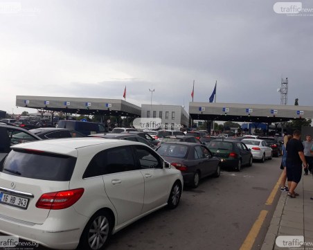 От 1 юни: Отпада карантината за почти всички от ЕС, отваряме границите за граждани от още страни