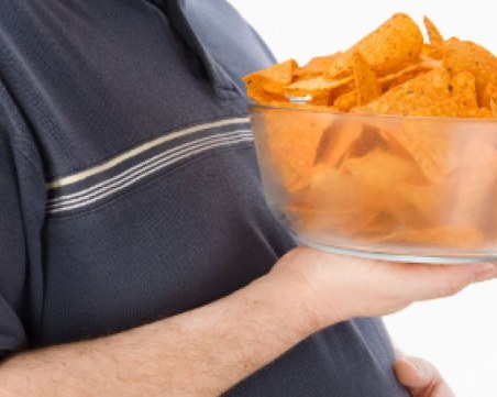 Забрана: Деца няма да участват повече в реклами на чипс и други вредни храни