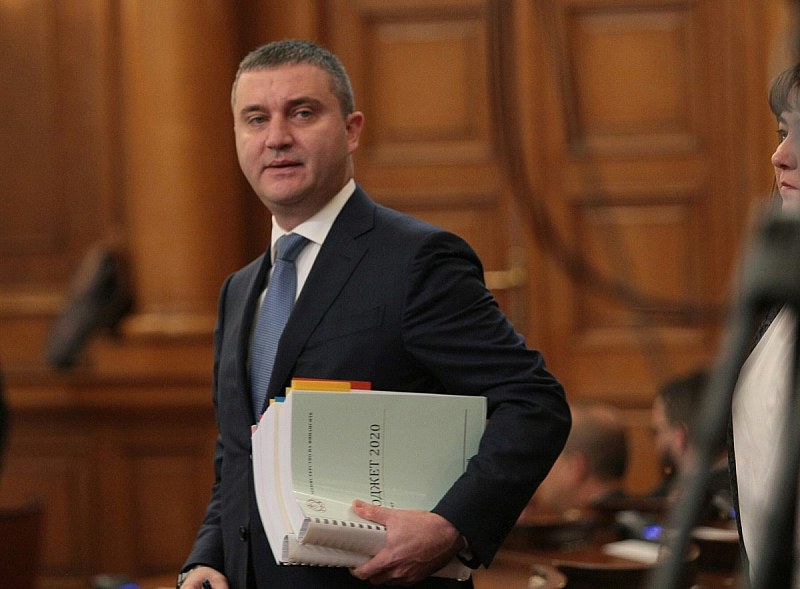 Горанов: За 4 години Комисията по хазарта е направила 3137 проверки