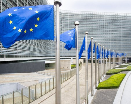 ЕС призова САЩ да преразгледат отношението си към СЗО