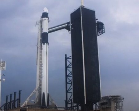 И вторият опит за историческия полет на SpaceX е под въпрос
