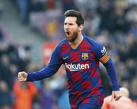 Легенда на Англия каза кой е по-добър - Меси или Роналдо