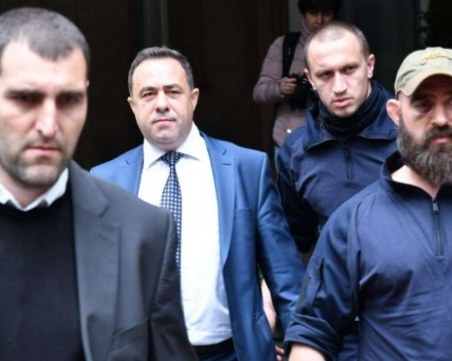 Спецпрокуратурата с искане за задържане на четирима от аферата с боклука