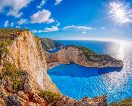 Известна турагенция в Пловдив започна с резервациите за море в Гърция