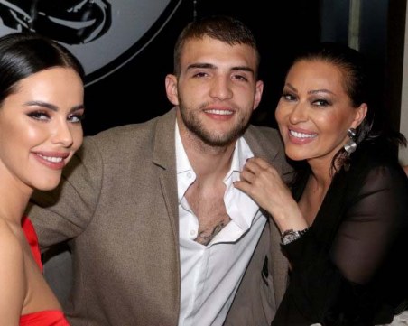 Цеца Величкович стана баба