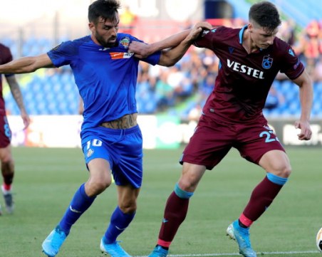 УЕФА отстрани лидера в Турция от евротурнирите