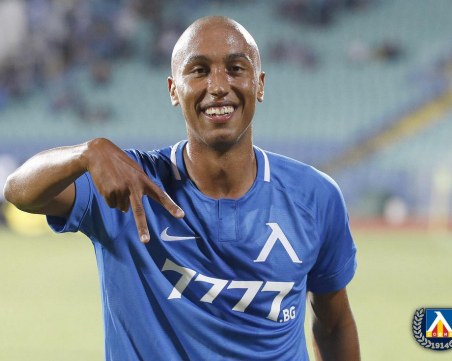 Левски без ключов играч за мача с Локо за Купата