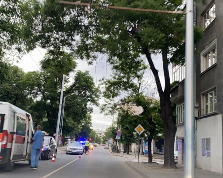 Млада шофьорка предизвика верижна катастрофа в Кючука