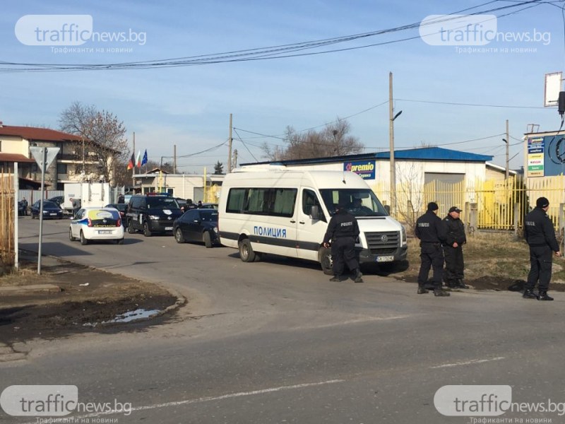 Спецакция край Стара Загора: блокираха две села, Иван Гешев пътува към мястото