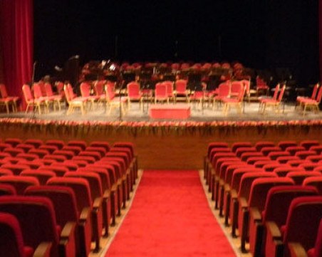 Ето какви правила трябва да спазваме при посещение на кина и културни събития