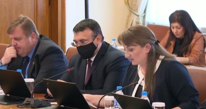 Борисов към Сачева: Направете среща с фитнес клубовете, трябва да има компенсация и за тях