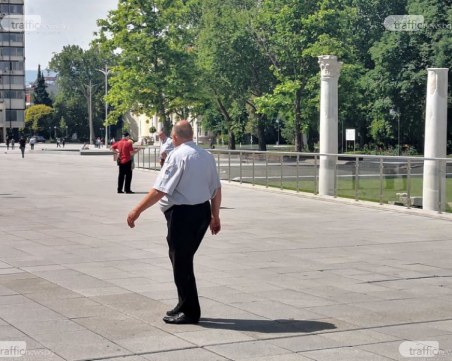 30 колоездачи - с актове, след като подкарали велосипеди по Главната в Пловдив