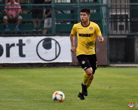 Лазар Марин се връща в групата на Ботев за мача с ЦСКА