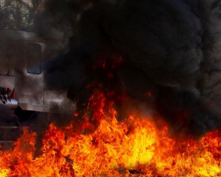 Голям пожар във 