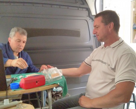 Общински служители в 