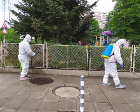 Още не е ясно дали трите учителки са били в Сърница, ако да – ще бъдат наказани