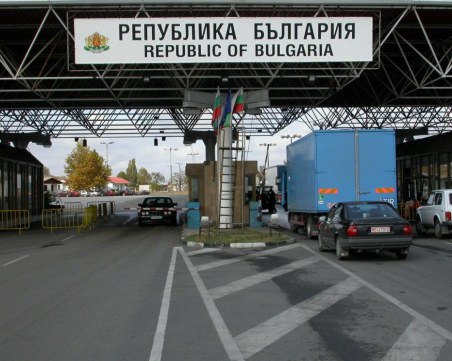 Не могат да вземат книжката ви на границата за фиш, за който не сте уведомени