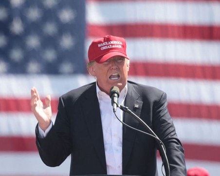 Тръмп отложи митинг, който щеше да изкара хиляди негови поддръжници