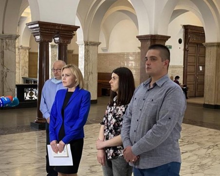 Гешев се срещна с близките на жената, прегазена от надрусан шофьор в Самоков