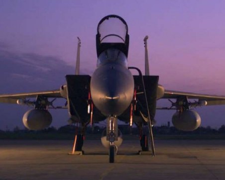 Локализираха пилота на разбилия се изтребител, потвърдиха смъртта му