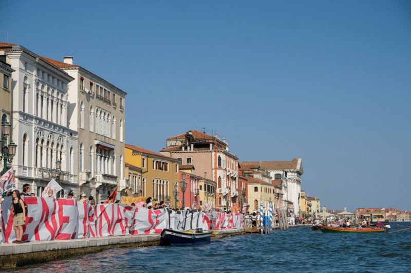 Венеция на протест: Не искаме туристи