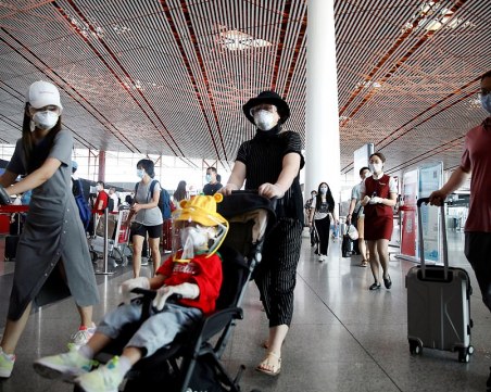 1000 отменени полета и 27 блокирани квартала заради втората вълна от коронавирус в Пекин