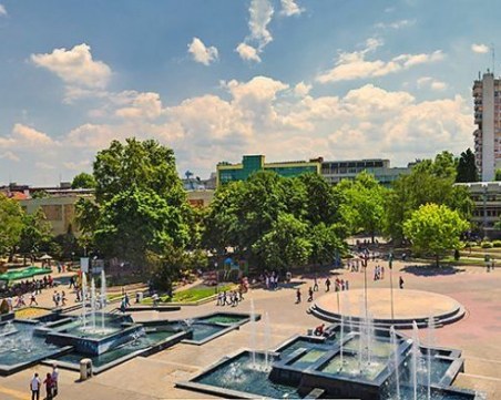 Затвориха ресторант в Пазарджик след положителна проба на служител