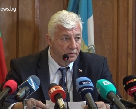 Зико неама външни консултанти за новото мегапредприятие, пита и политическите групи