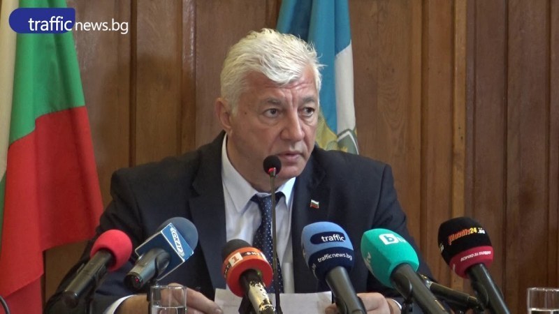 Зико неама външни консултанти за новото мегапредприятие, пита и политическите групи