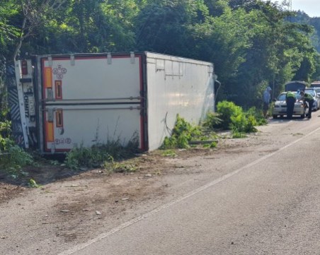 Три камиона се блъснаха в Искърското дефиле