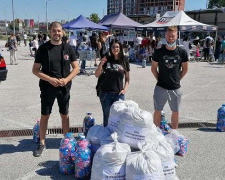 Играчи и фенове на Локо се включиха в 