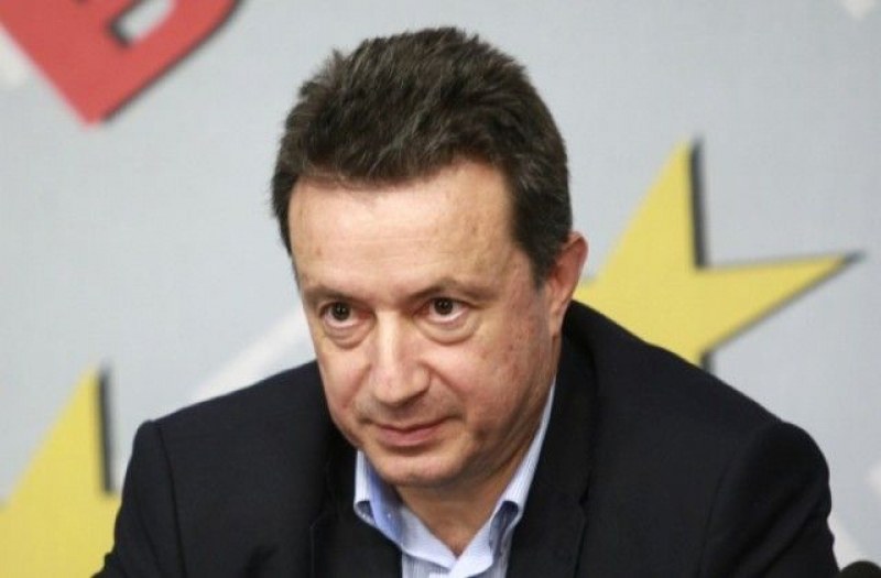 Заразеният социалист Янаки Стоилов участвал в две масови мероприятия