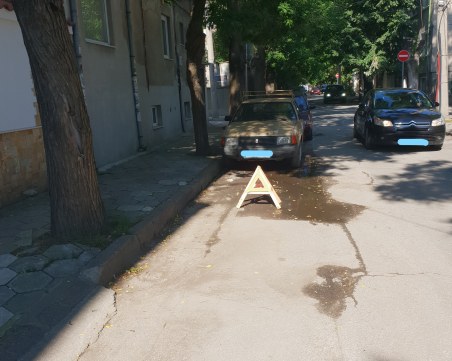 След публикация на TrafficNews: Премахват тубите – анипаркинг колчета в центъра на Пловдив