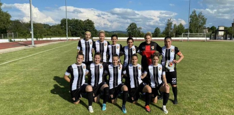 Женският Локомотив вкара 8 гола в един мач