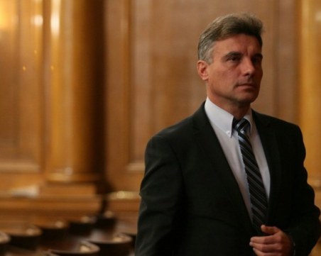 Проф. Иво Христов: Коронавирусът постигна ефекта на война, без да е имало такава