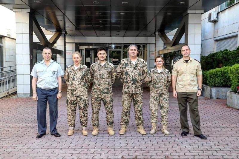 В условия на пандемия български военни лекари заминаха за мисия в Мали