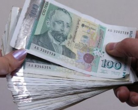 КПКОНПИ с иск срещу лихвар, спечелил 651 821 лв от 