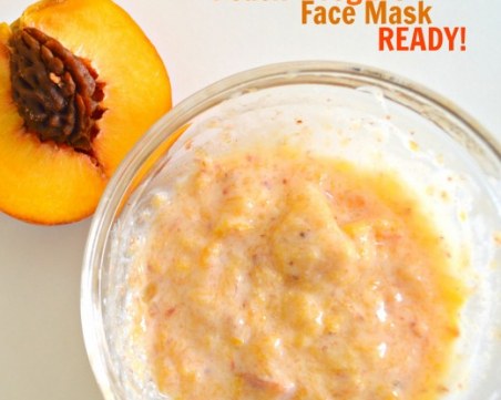 Прасковена маска - ще подмлади лицето ви за миг