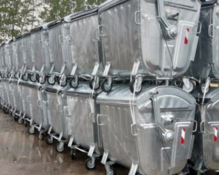 Сменят индивидуалните кофи за отпадъци с контейнери в Карлово