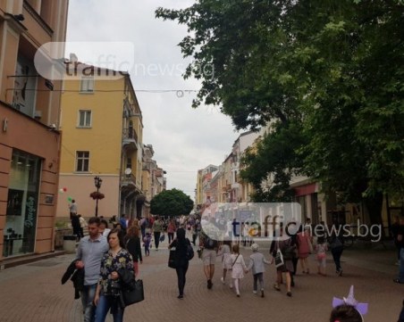 Антрополог: Случаите са повече, но страхът е по-малко! Има и отричане