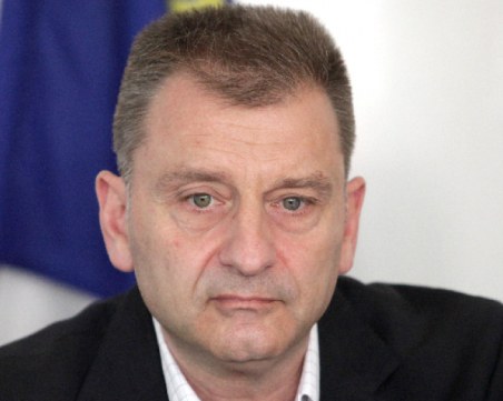 Пловдивчанин, ключов директор в НАП, напуска системата!