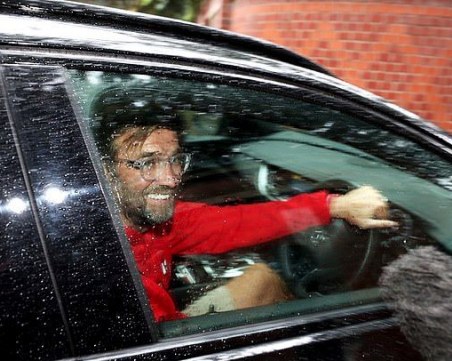 Юрген Клоп поведе купона на Ливърпул с луди танци