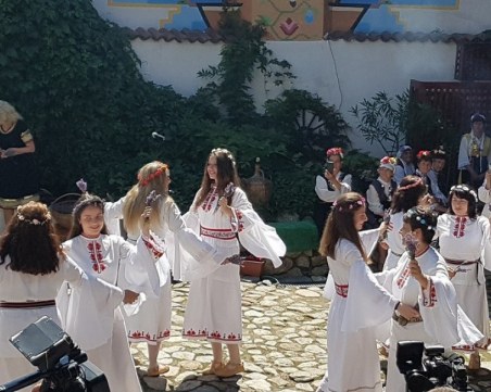 Празникът на лавандулата в Карлово: Магия, аромати, музика и танци