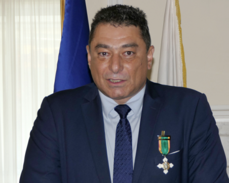 Двама от задържаните висши антимафиоти остават в ареста