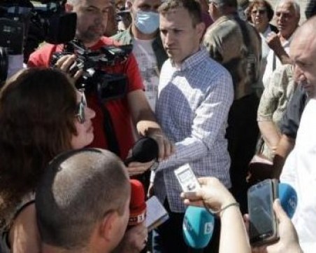 Президентът обвини прокуратурата в страх и зависимости