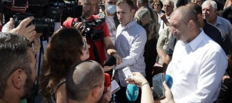 Президентът обвини прокуратурата в страх и зависимости