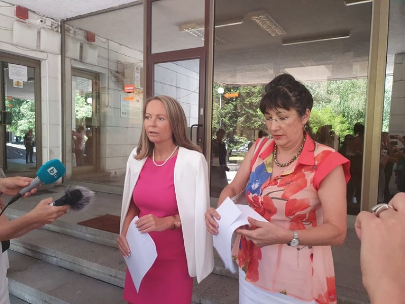 24 нови случая в Пловдивско за три дни, пастор и военен - сред заразените