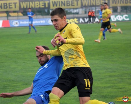 Ботев загуби на Лаута след отменен гол