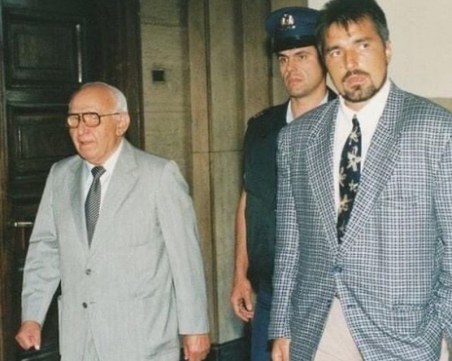 Гешев за снимката с Борисов и Живков: Това е хибридна атака